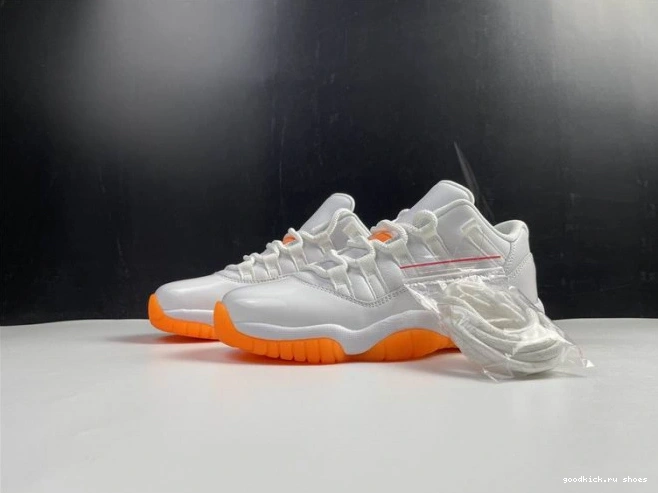 11 AH7860-139 RETRO LOW CITRUS AIR JORDAN BRIGHT 0818